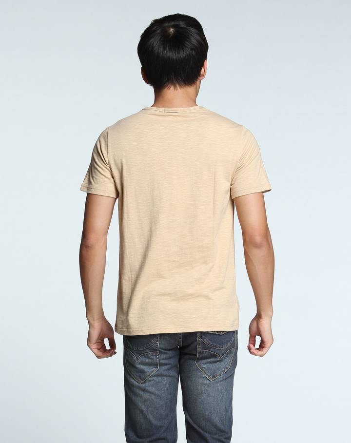 印图舒适帅气短袖卡其浅驼色t恤