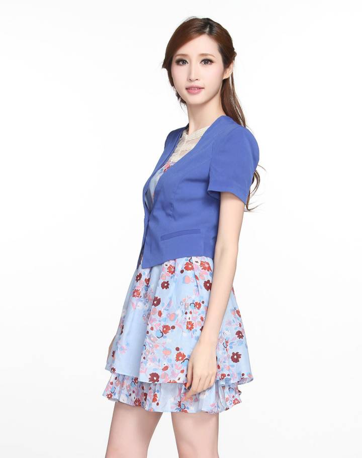 雪青色简约时尚短袖小外套